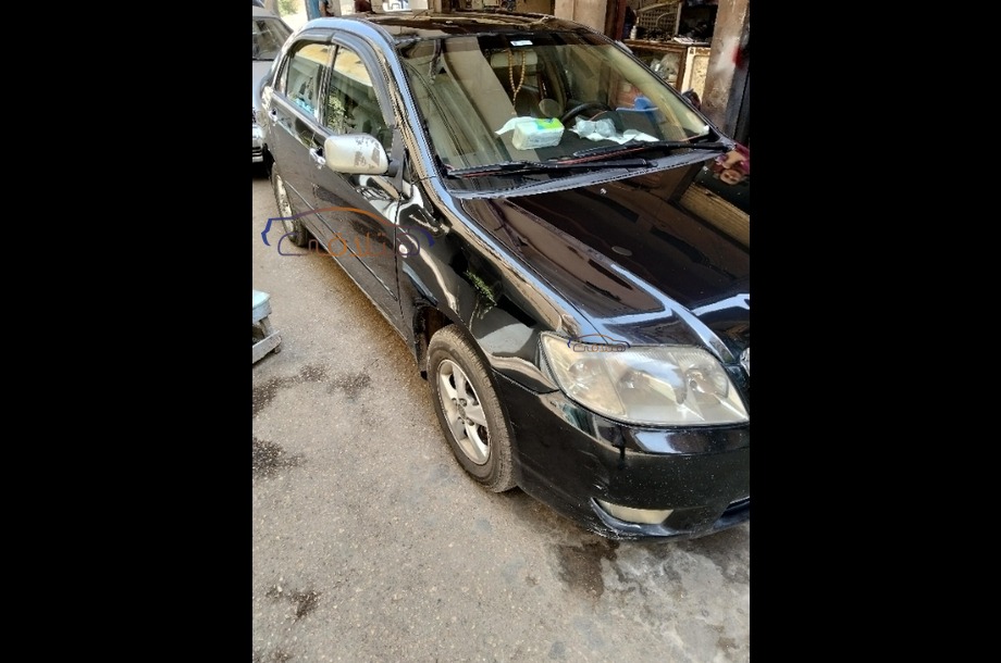 Corolla Toyota أسود
