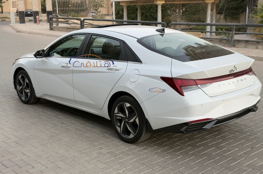Elantra CN7 Hyundai White