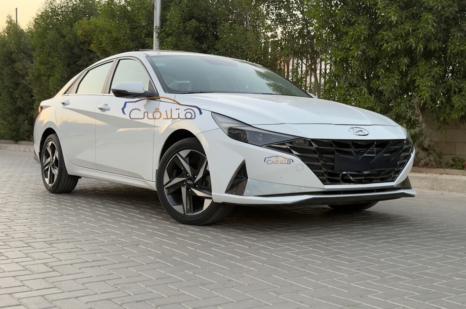 Elantra CN7 Hyundai White