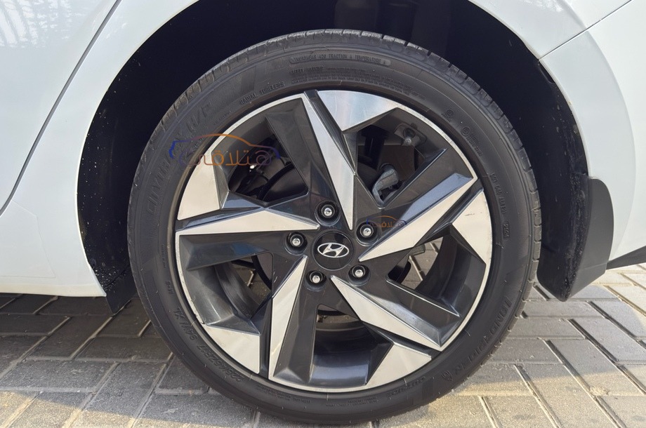 Elantra CN7 Hyundai White