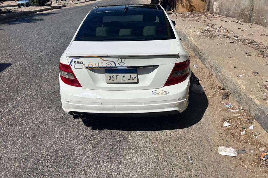 C 180 Mercedes أبيض