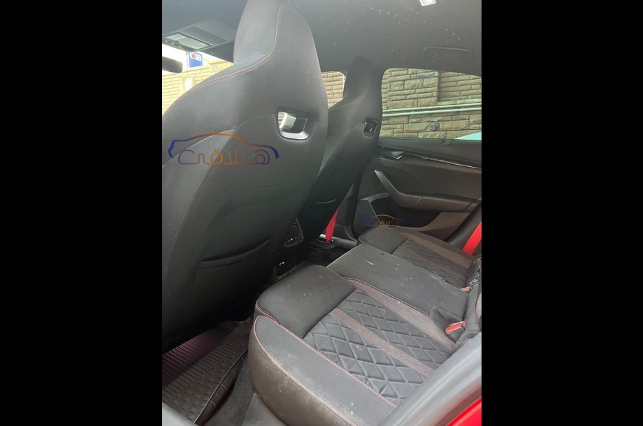 Octavia RS Skoda احمر