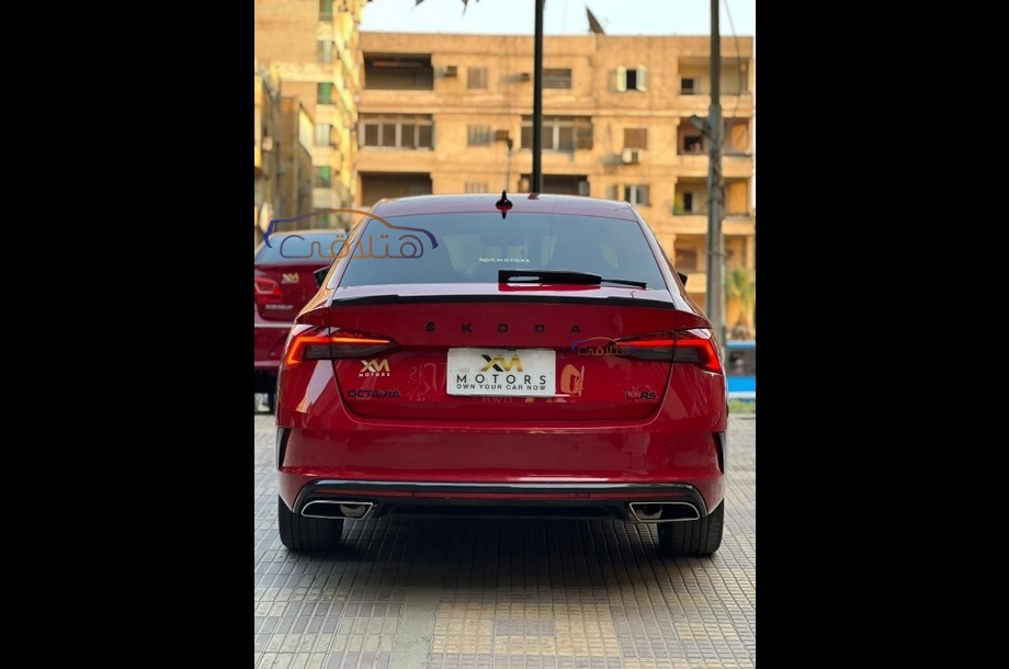 Octavia RS Skoda احمر