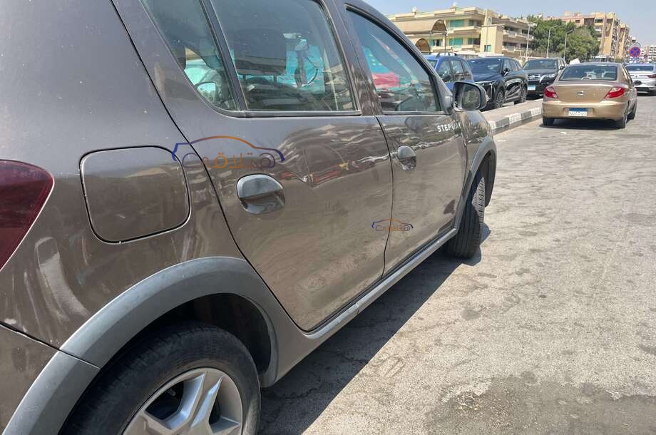 Sandero Step Way Renault Bronze