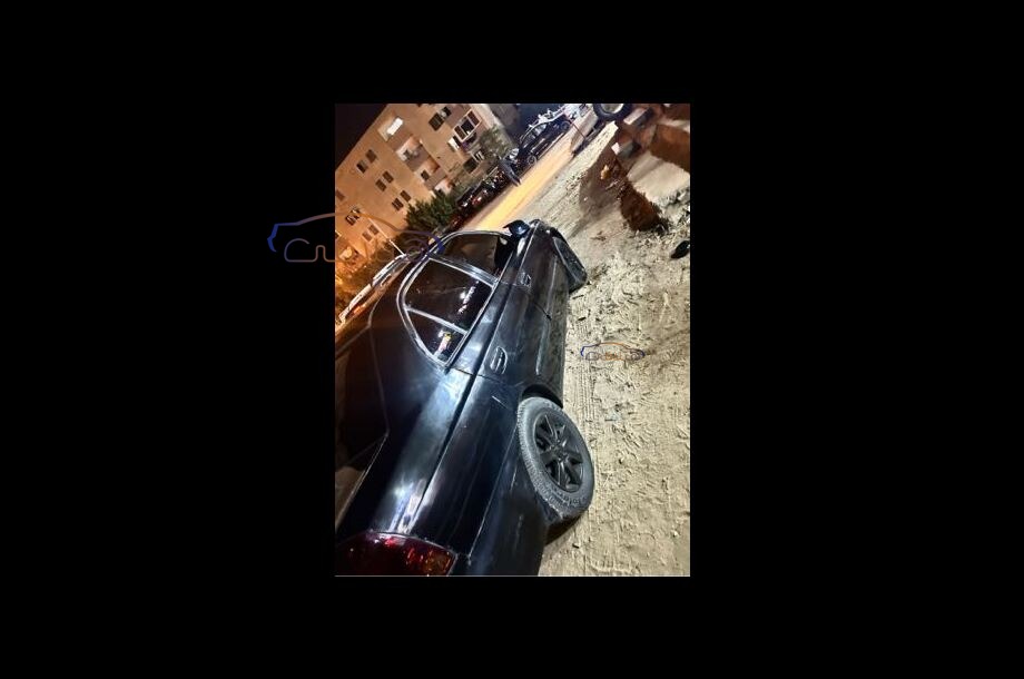 Verna Hyundai أسود