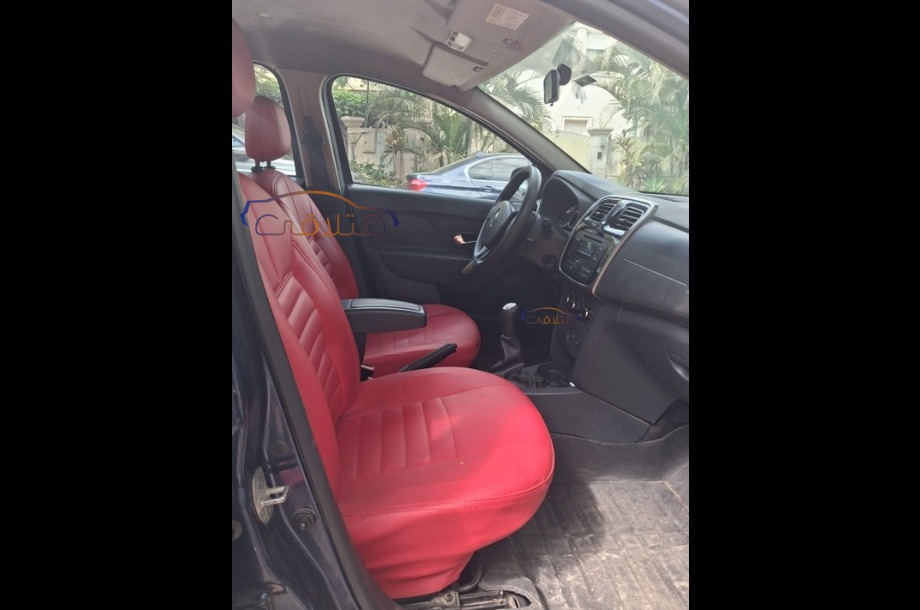 Logan Renault أزرق