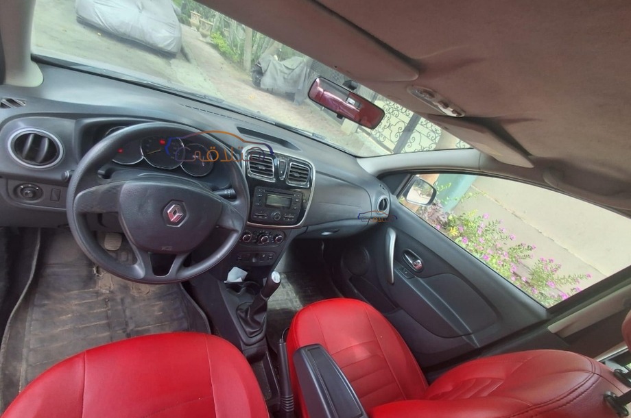 Logan Renault أزرق