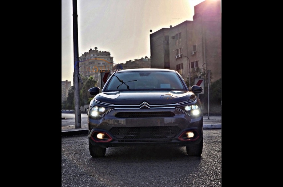 C4X Citroën برونزي