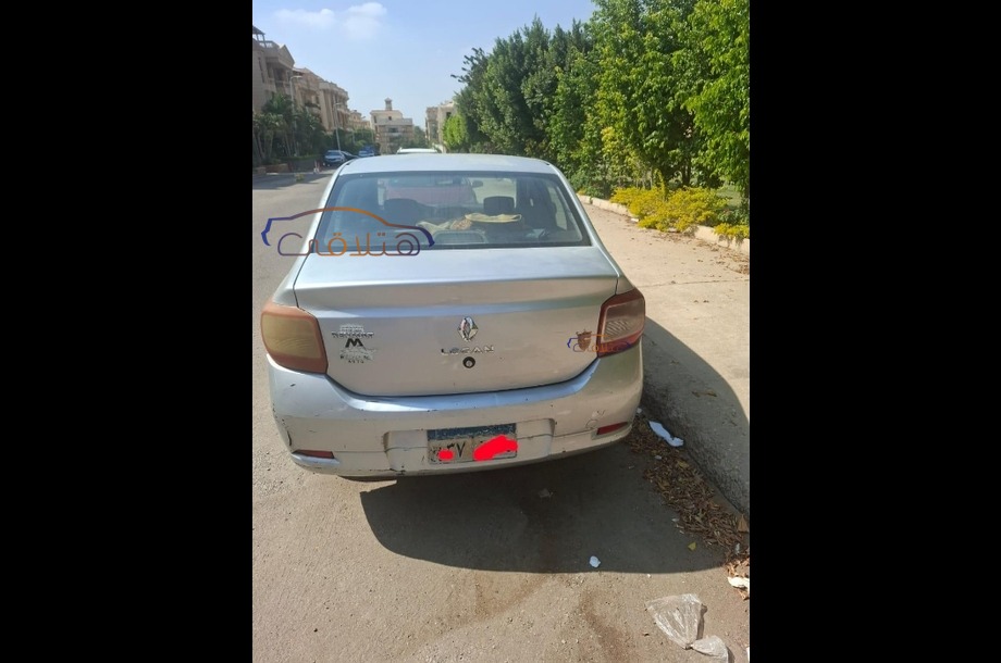 Logan Renault فضي