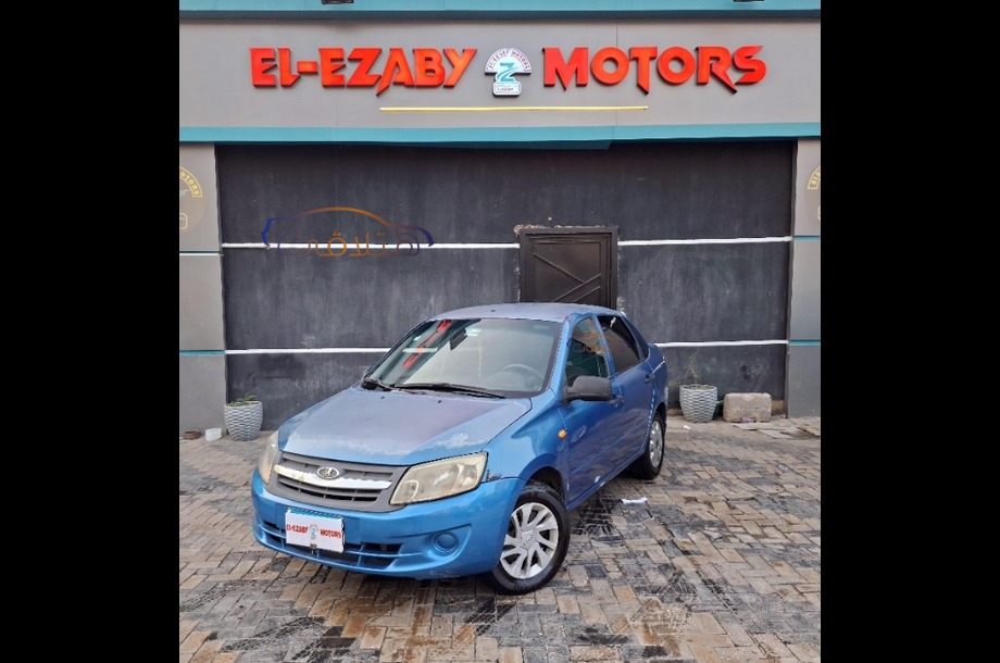 Granta Lada أزرق