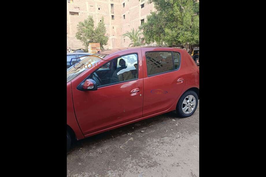 Sandero Step Way Renault احمر