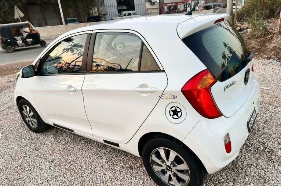 Picanto Kia White