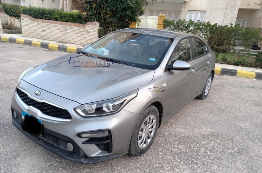 Grand Cerato Kia رمادي
