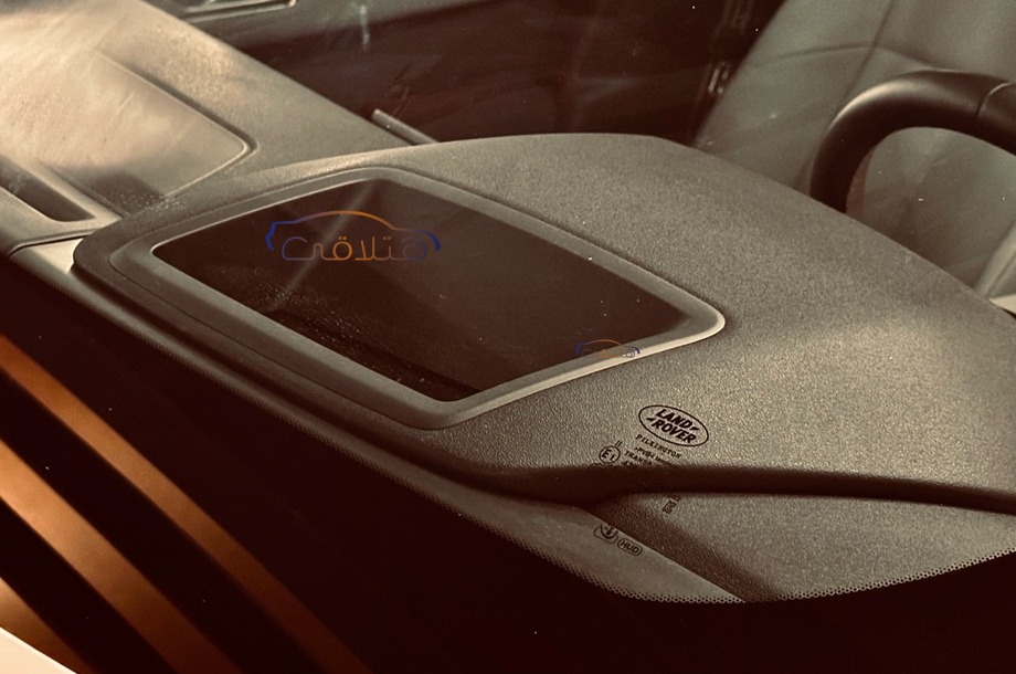 Velar Land Rover أبيض