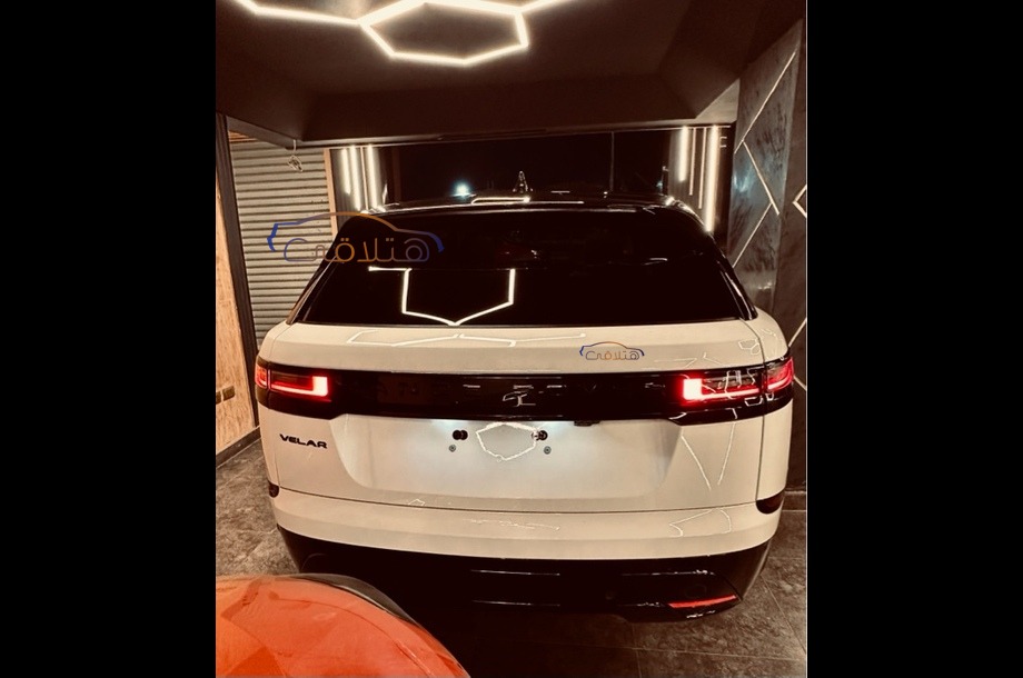 Velar Land Rover أبيض