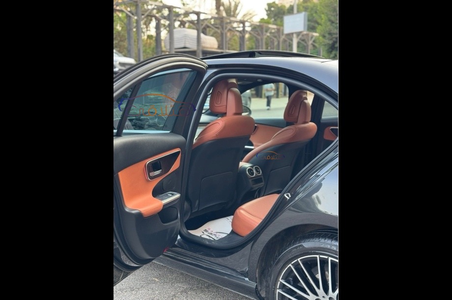 C 180 Mercedes Black