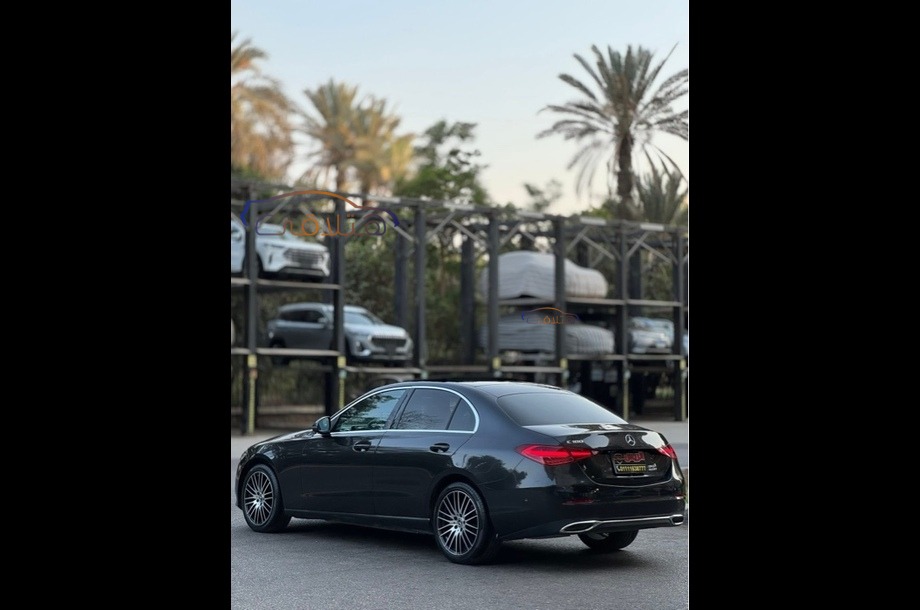 C 180 Mercedes Black