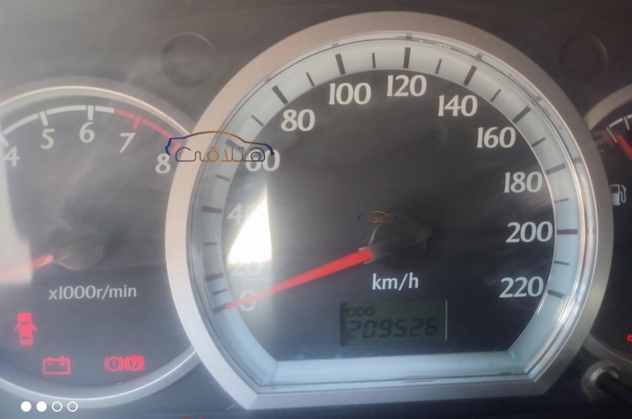 Optra Chevrolet رمادي