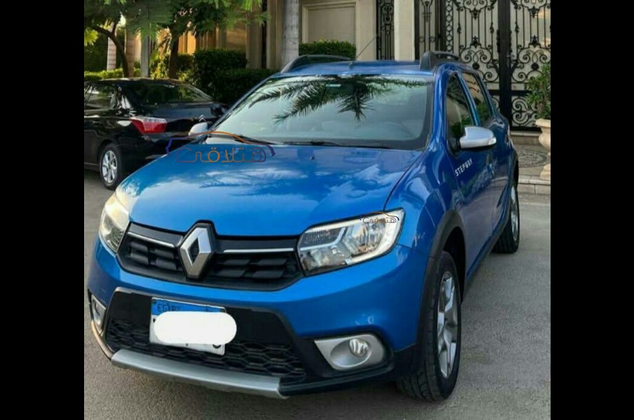 Sandero Step Way Renault أزرق