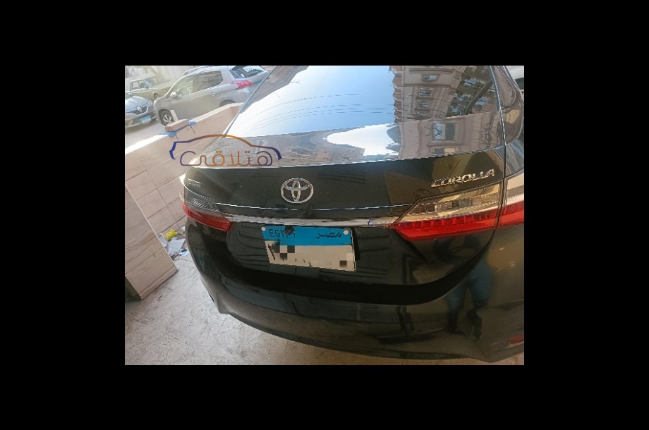 Corolla Toyota أسود