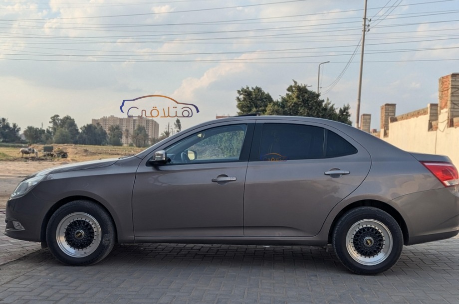 Optra Chevrolet برونزي