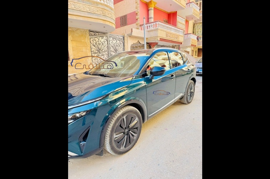 Qashqai Nissan Green