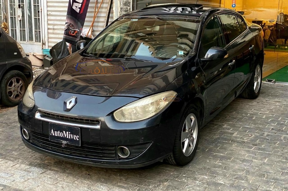 Fluence Renault رمادي