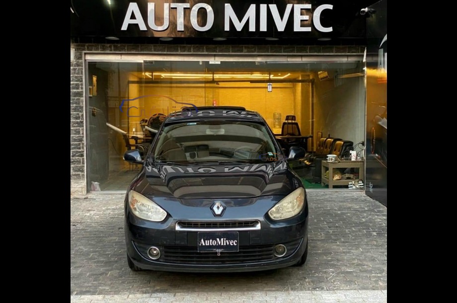 Fluence Renault رمادي