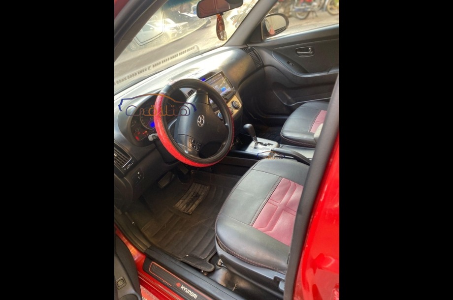 Elantra HD Hyundai احمر