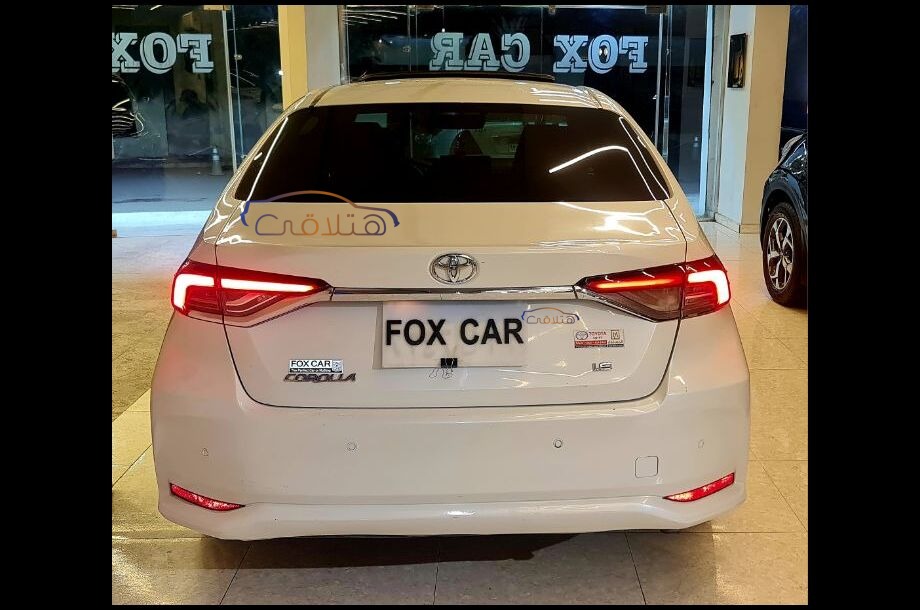 Corolla Toyota أبيض