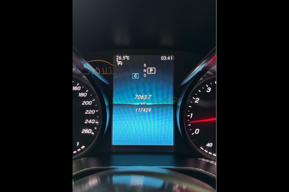 C 180 Mercedes أبيض