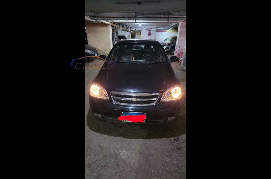 Optra Chevrolet أسود