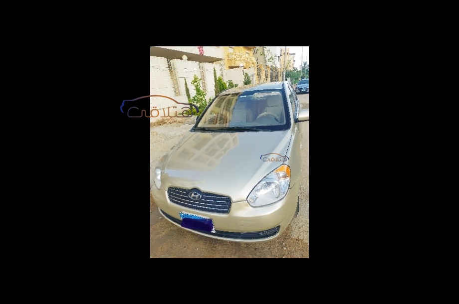 Accent Hyundai Gold