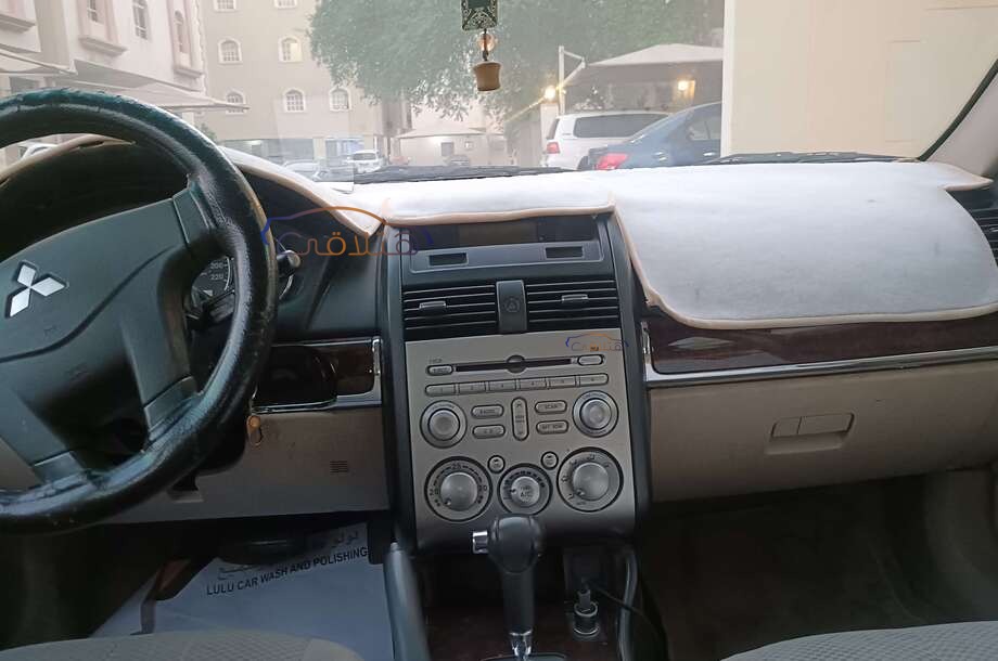 Galant Mitsubishi White