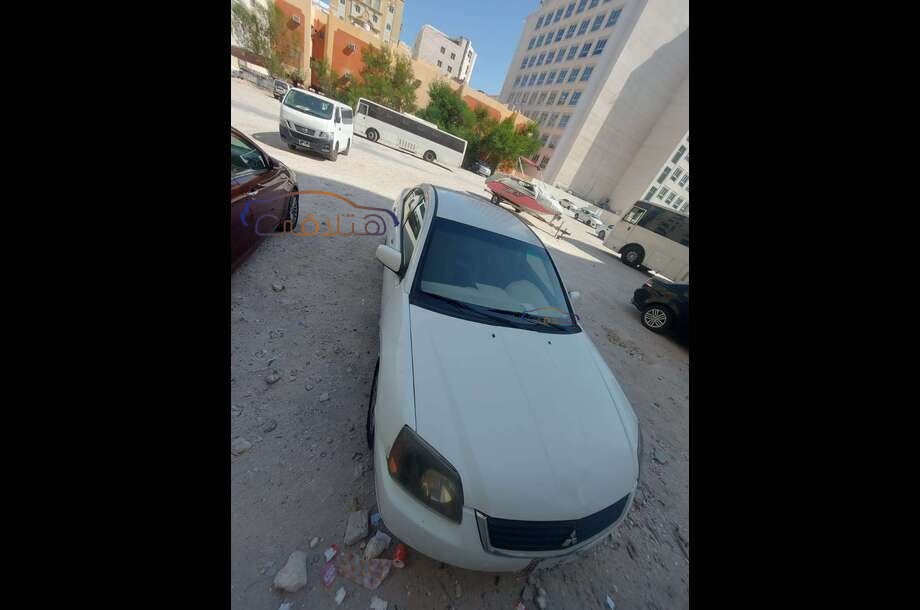 Galant Mitsubishi White