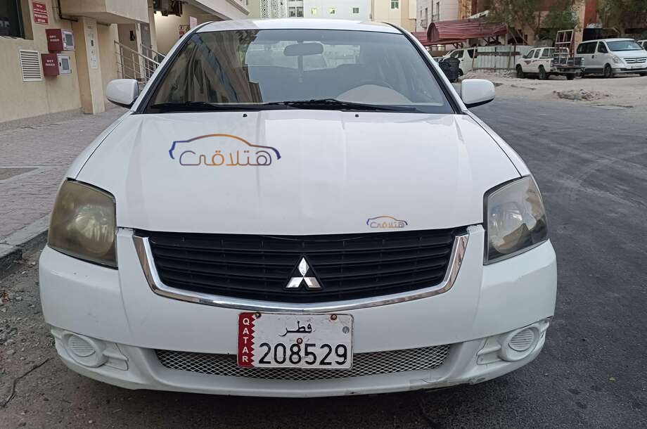 Galant Mitsubishi White