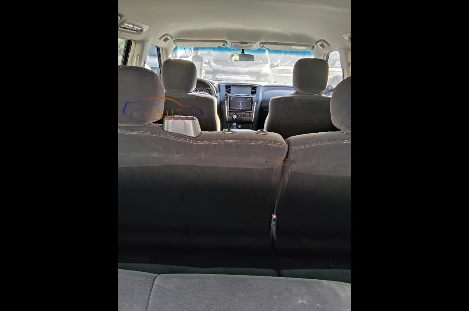 Patrol Nissan أبيض