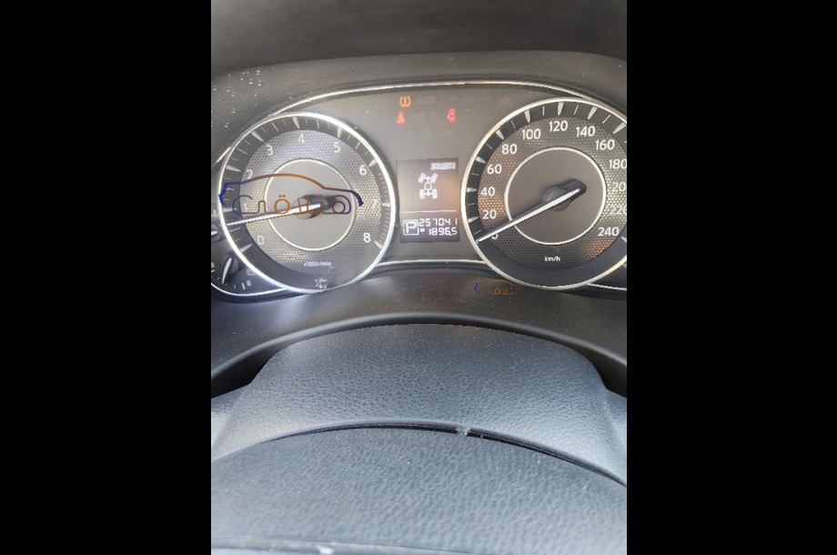 Patrol Nissan أبيض