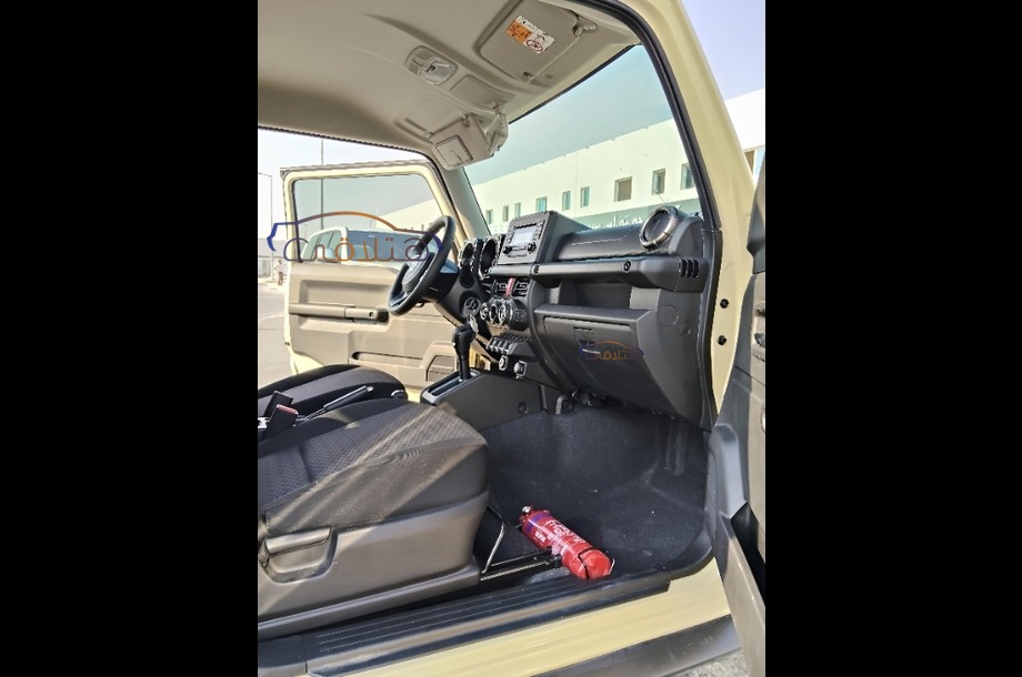 Jimny Suzuki بيج