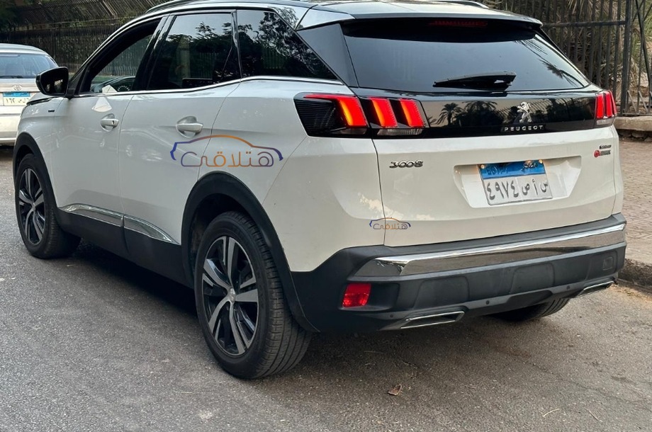 3008 Peugeot أبيض