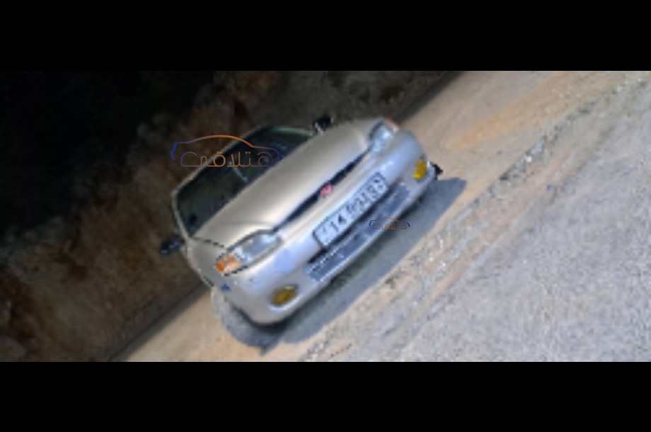 Accent Hyundai فضي