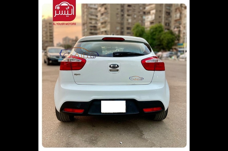 Rio Kia أبيض