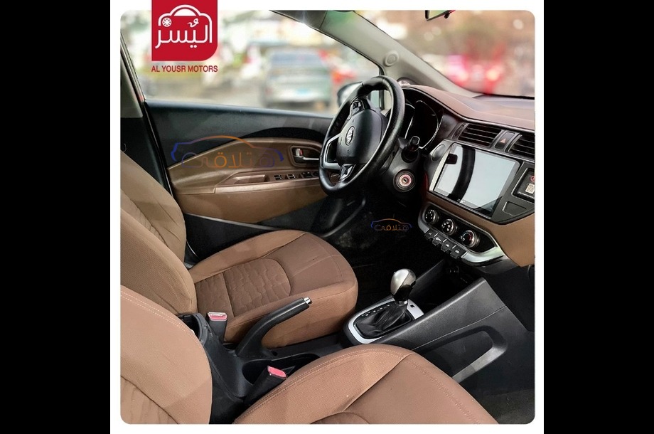 Rio Kia أبيض