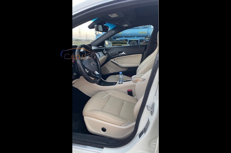 250 Mercedes أبيض