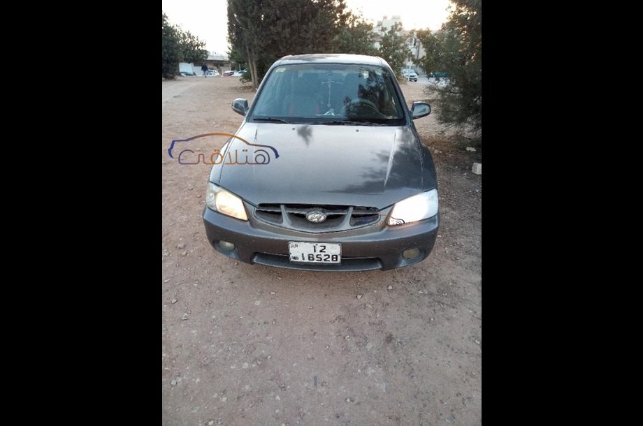 Accent Hyundai Gray