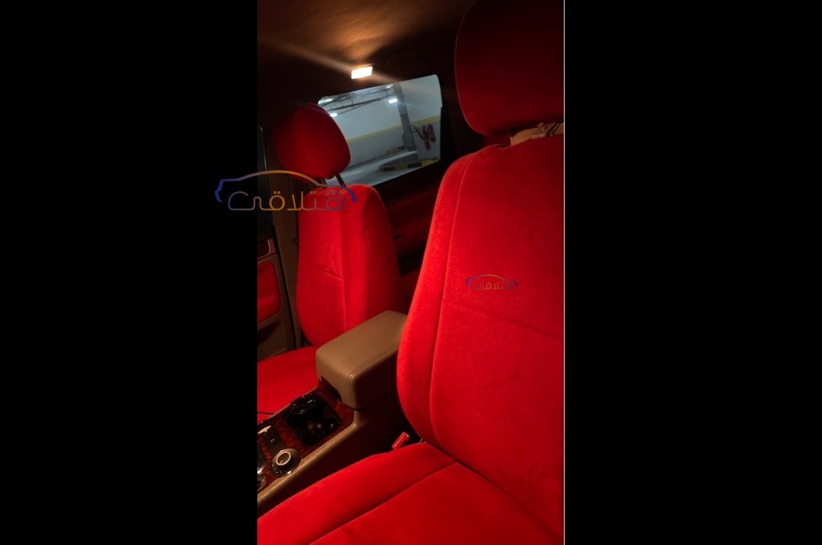 Touareg Volkswagen أسود