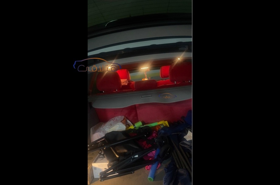 Touareg Volkswagen أسود