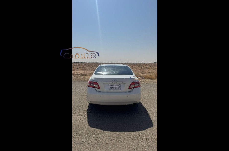 Camry Toyota أبيض