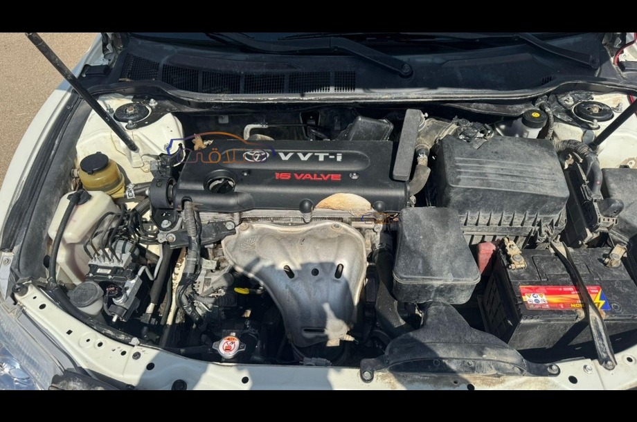 Camry Toyota أبيض