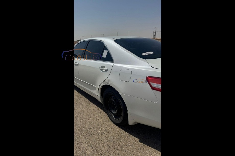 Camry Toyota أبيض